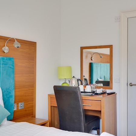 The County Hotel - Self Check-In, Ultra Fast Wi-Fi, Free Parking, Central Location Selkirk Esterno foto