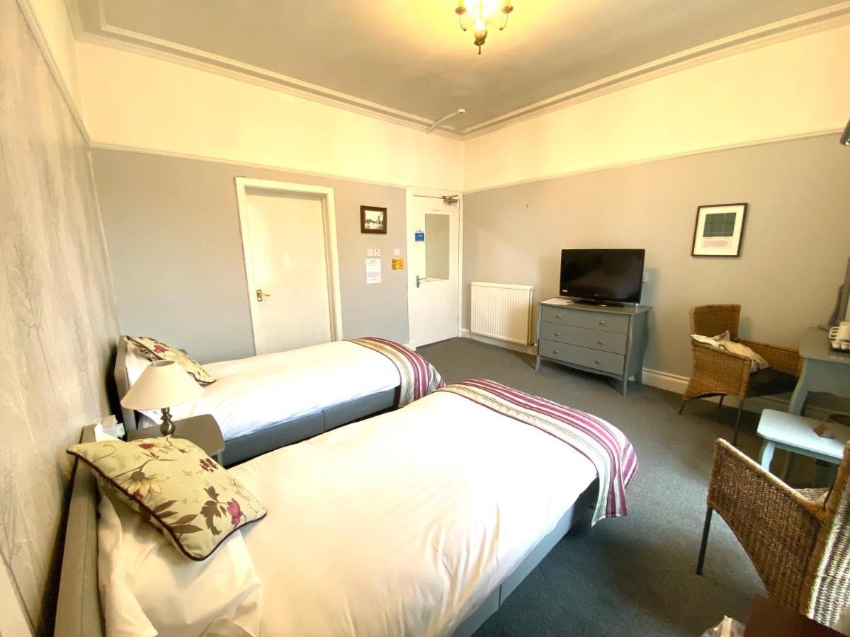 The County Hotel - Self Check-In, Ultra Fast Wi-Fi, Free Parking, Central Location Selkirk Esterno foto