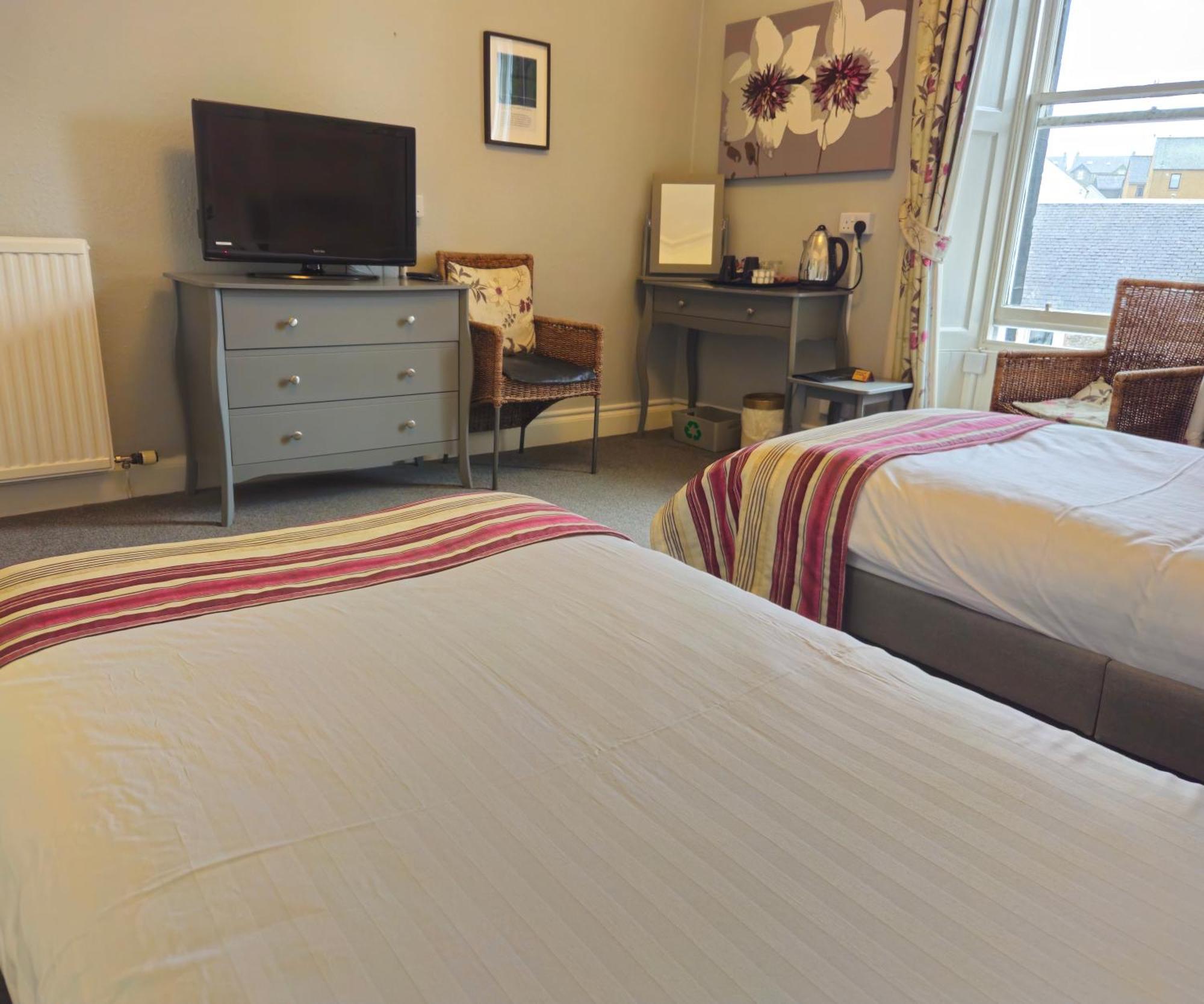The County Hotel - Self Check-In, Ultra Fast Wi-Fi, Free Parking, Central Location Selkirk Esterno foto