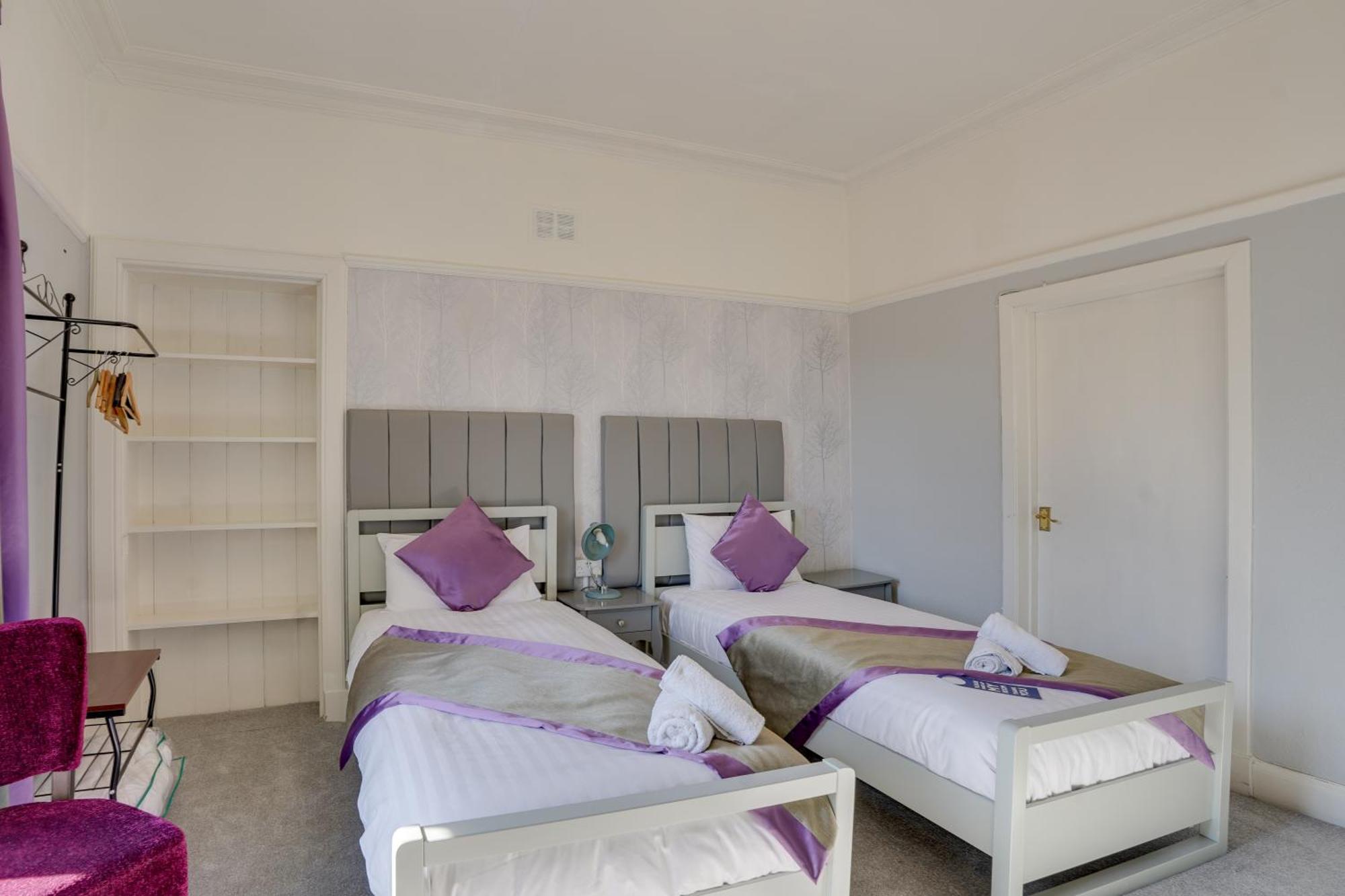 The County Hotel - Self Check-In, Ultra Fast Wi-Fi, Free Parking, Central Location Selkirk Esterno foto